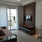 Aconchegante Apto Em Jurere Com Vista Para Piscina