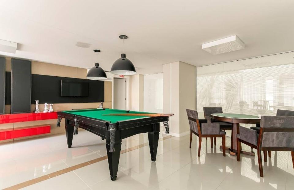 Aconchegante Apto Em Jurere Com Vista Piscina Apartment