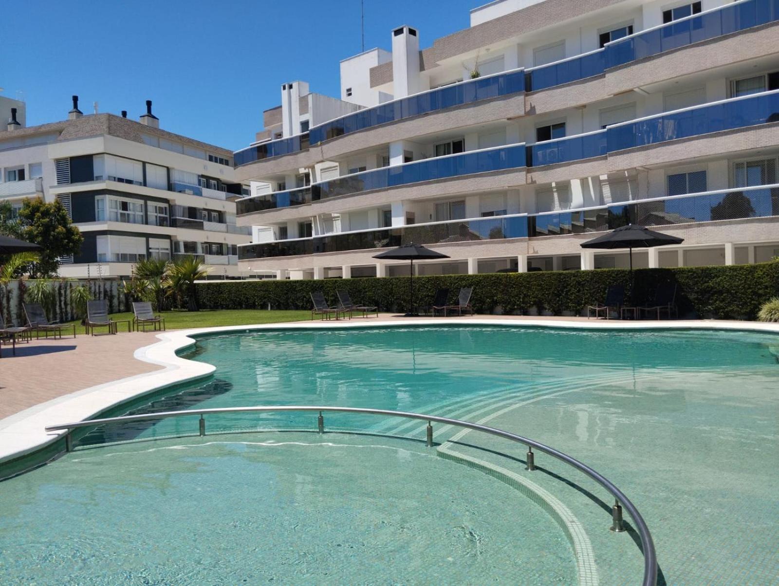 Apartment Aconchegante Apto Em Jurere Com Vista Piscina Florianopolis