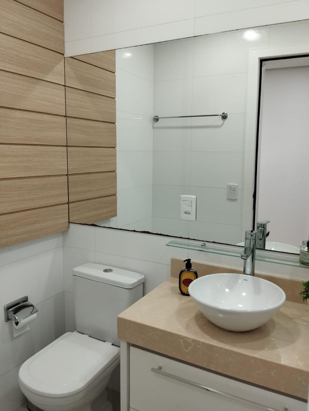 Aconchegante Apto Em Jurere Com Vista Piscina Apartment